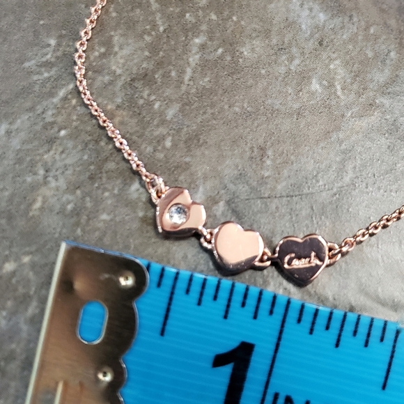 NWOT Coach Bracelet Tri Heart Rose Gold Swarovski - Picture 7 of 8
